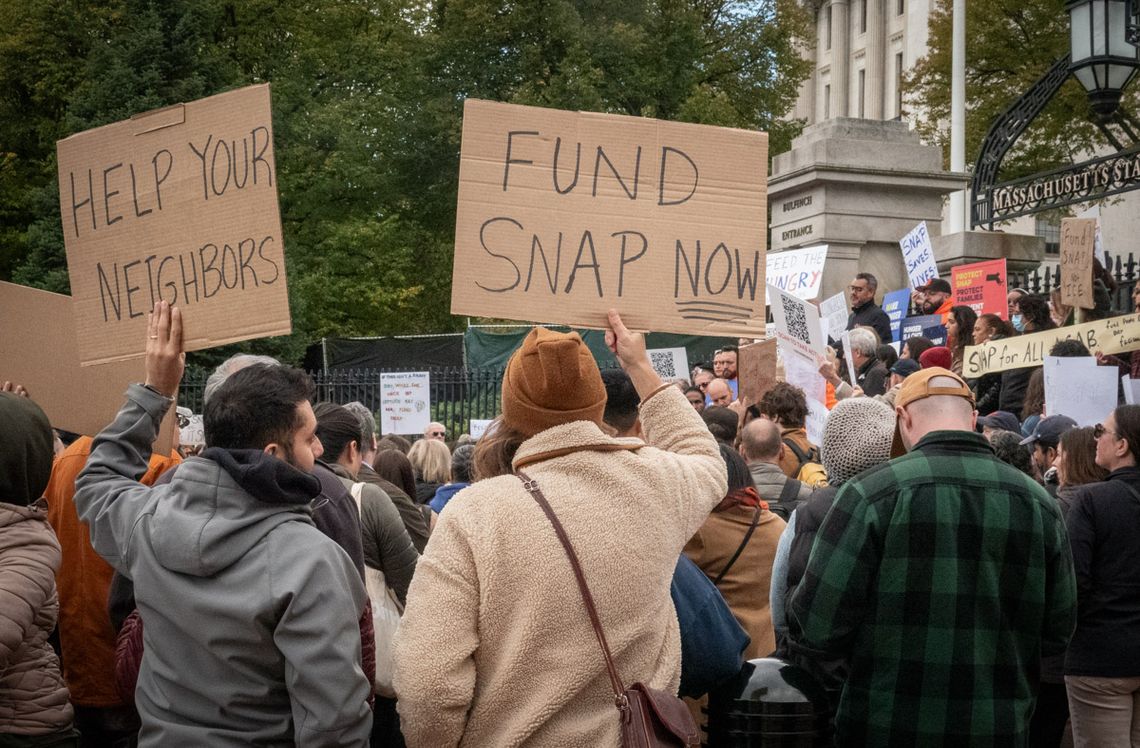 Rally for SNAP at the State House on Octoeber 28, 2025 organized by Project Bread and the Make Hunger History Coalition
